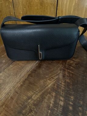 Behno Claudia Crossbody Pebble Black